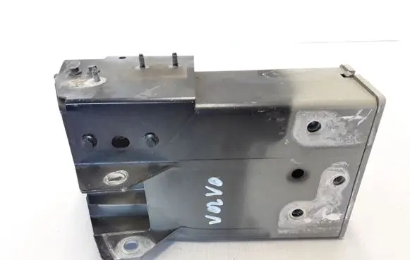 Volvo S90, V90 Front bumper shock/impact absorber 31386940