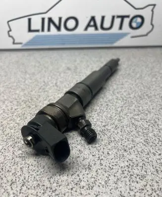BMW 5 E60 E61 Fuel injector 7794652 0445110212