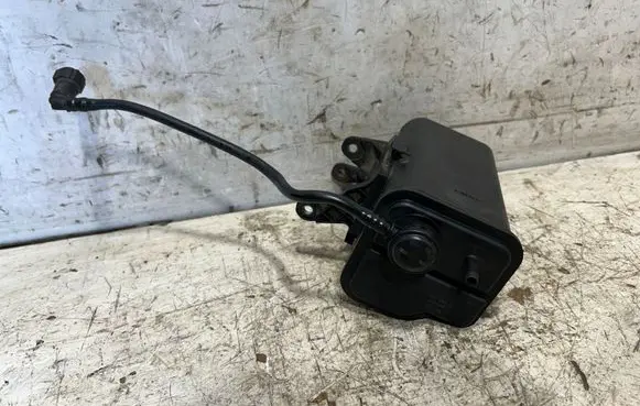Volkswagen Golf V Active carbon filter fuel vapour canister 1K0201801