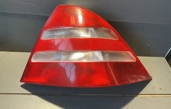 Mercedes-Benz S W220 Rear/tail lights A2208200264