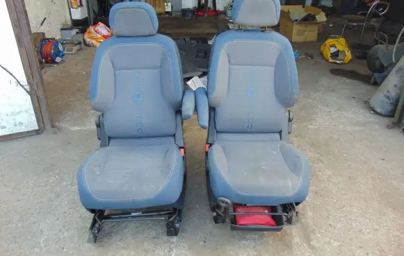 Peugeot Partner Seat set 