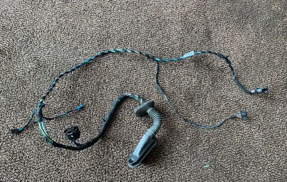 BMW 1 E81 E87 Front door wiring loom 9118096