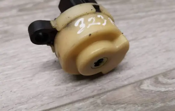 Mazda 323 Ignition lock contact 
