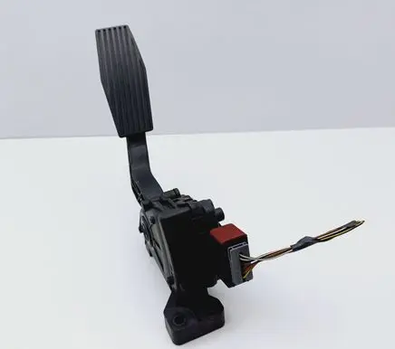 Opel Vectra C Accelerator throttle pedal 9186724 6PV00832200