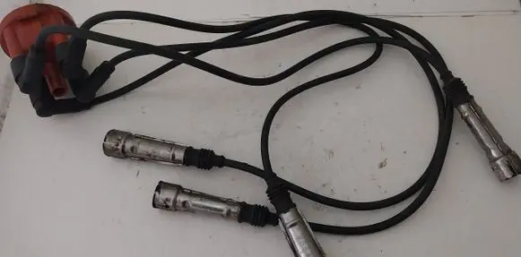 Volkswagen Transporter - Caravelle T4 Plug wire BREMI13338A5 13338A5