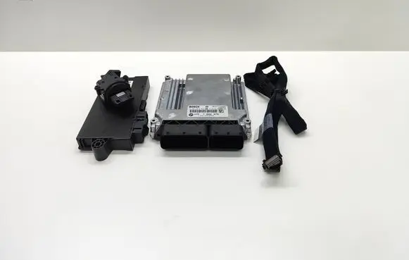 BMW 5 E60 E61 Engine ECU kit and lock set 7806976 0281014437 14150234