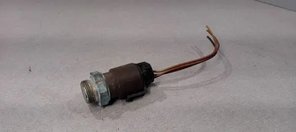 Opel Omega B2 Coolant temperature sensor 268076