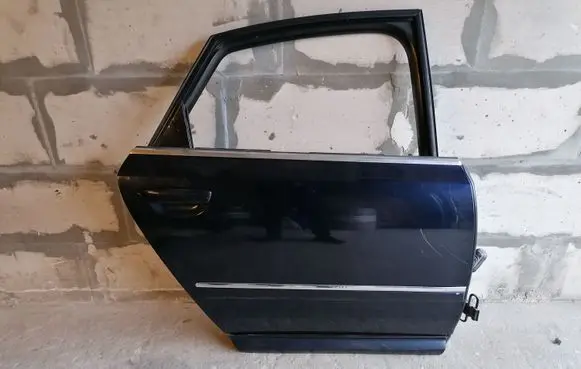 Audi A8 S8 D3 4E Rear door