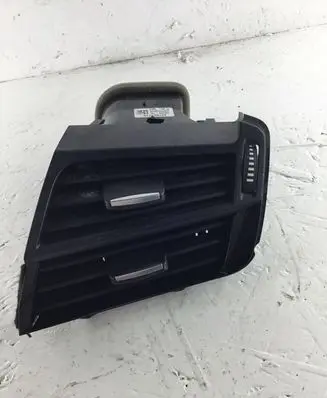 BMW X5 F15 Dashboard side air vent grill/cover trim 927051710 08042015