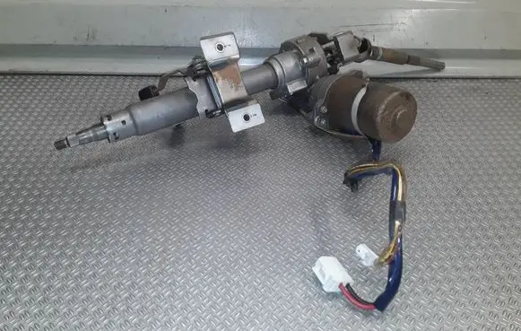 Toyota Yaris Electric power steering pump 