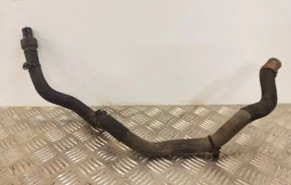 Opel Vivaro Engine coolant pipe/hose