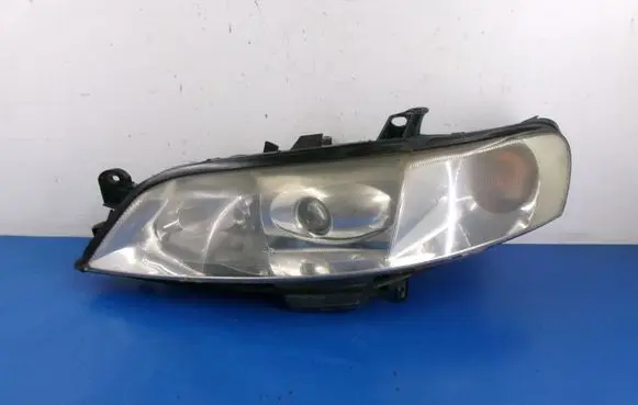 Opel Vectra C Headlight/headlamp