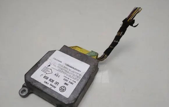 Volkswagen Golf IV Airbag control unit/module 1J0909609
