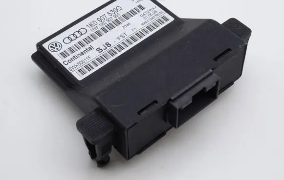 Volkswagen Touran I Gateway control module 1K0907530Q