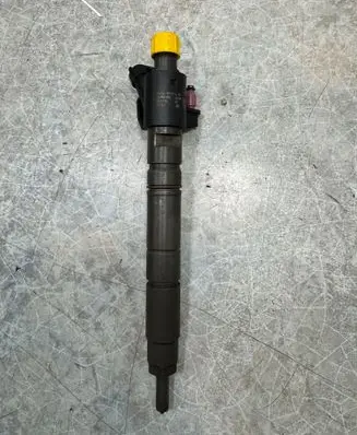 Land Rover Discovery 4 - LR4 Fuel injector CH2Q9K546AB 0445116 141103