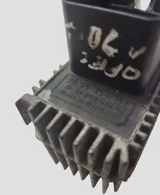 Opel Vectra C Glow plug pre-heat relay 55354141 51299018