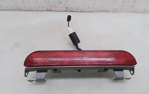 Mitsubishi Colt Third/center stoplight 09967029