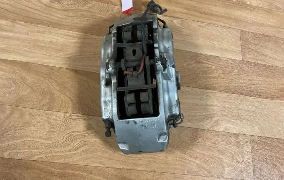 Porsche Cayenne (9PA) Front brake caliper 207669812