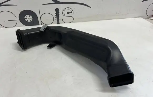 Audi R8 4S Air intake duct part 4S2819656