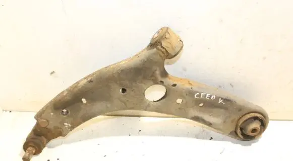 KIA Ceed Front lower control arm/wishbone