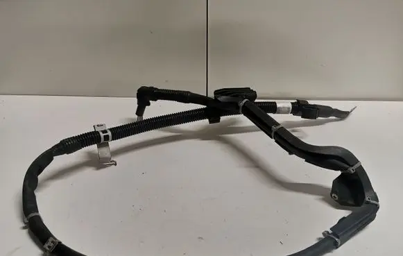 Mercedes-Benz C W205 Positive cable (battery) A2055406921