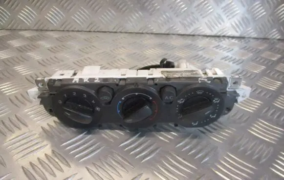 Ford Focus Interior fan control switch 7M5T-19980-AA