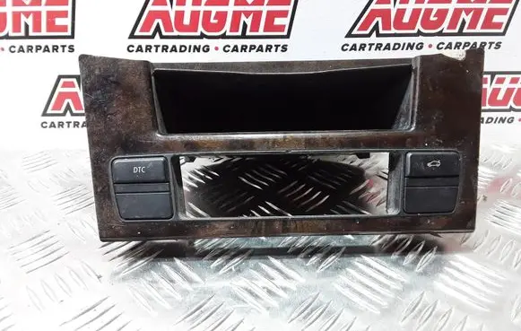 BMW 5 E60 E61 Glove box 9139391 6978675