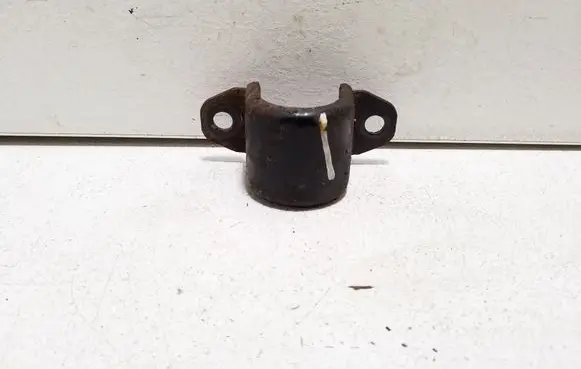 MG ZS Sway bar bush bracket, front 