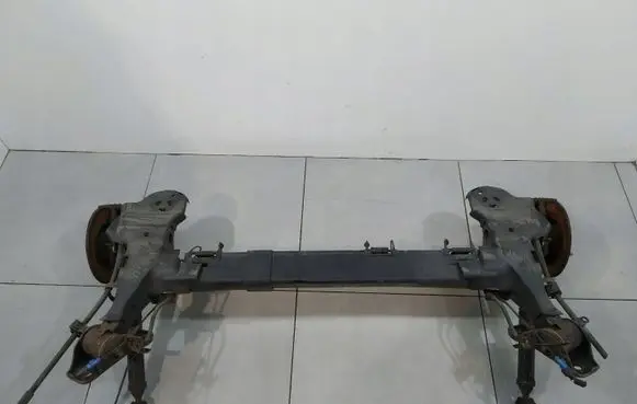 Peugeot 2008 I Rear axle beam 
