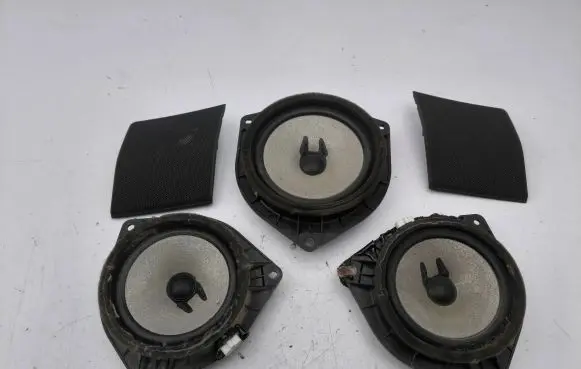Toyota Corolla Verso AR10 Audio system kit 861600F030 861600F020 861600F010