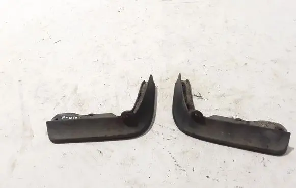 Audi A5 Front mudguard 8W6075111