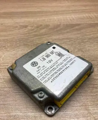 Volkswagen PASSAT B5 Airbag control unit/module 1J0909607 5WK4199