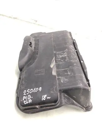 Mercedes-Benz CLA C117 X117 W117 Battery box tray cover/lid A24654110