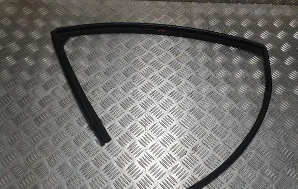Nissan Micra K14 Front door rubber seal PU10526