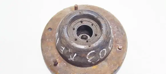 Renault Trafic I Coil spring mount 