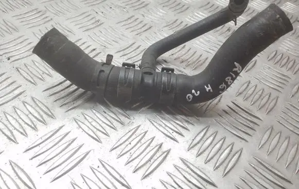 Volkswagen Touareg I Engine coolant pipe/hose