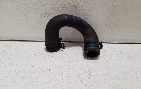 Mercedes-Benz CLS C218 X218 Engine coolant pipe/hose A6512001482
