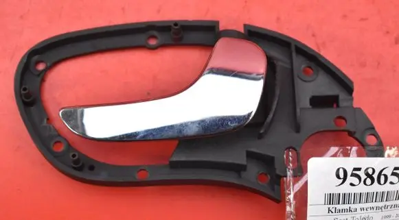 Seat Toledo II (1M) Front door interior handle 1M0837114