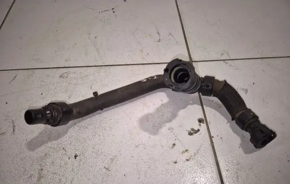 Renault Master III Engine coolant pipe/hose 212839573R
