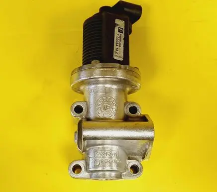 Opel Signum EGR valve 55215031