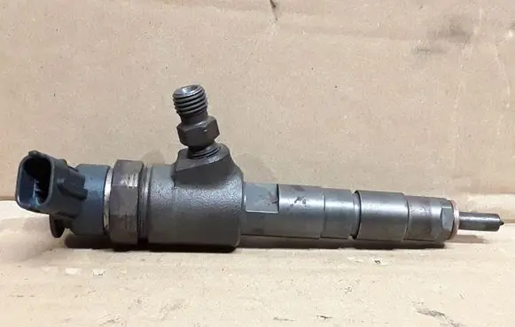 Ford Focus Fuel injector 0445110340
