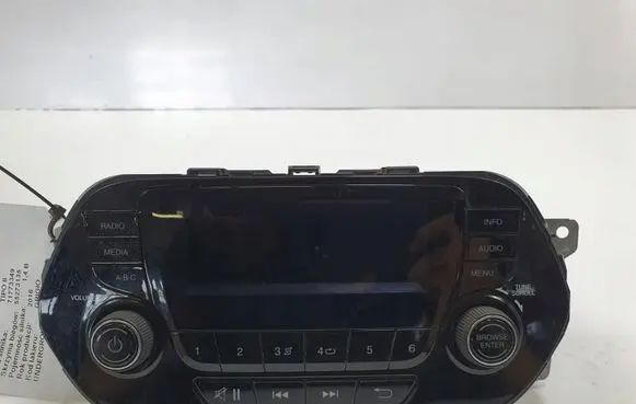 Fiat Tipo Radio/GPS head unit trim 07356609100