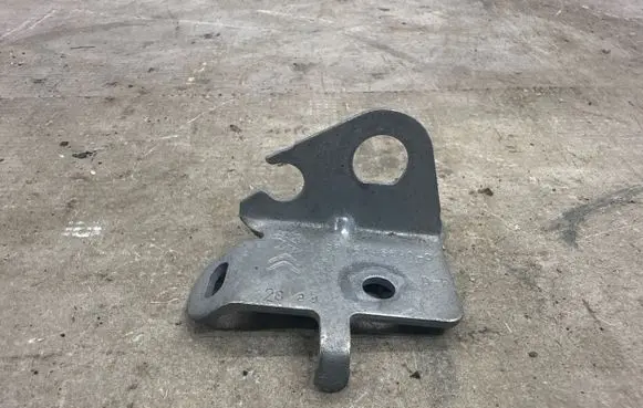 Peugeot 308 Other engine bay part 9816146880 96146880