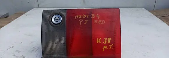 Audi 80 90 S2 B4 Tailgate rear/tail lights 8A0945094 140718