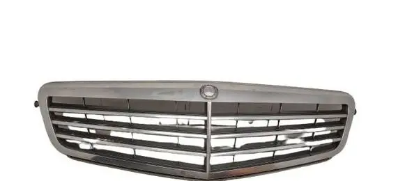 Mercedes-Benz C AMG W204 Front grill A2048800323