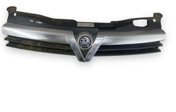 Opel Astra H Front bumper upper radiator grill 13241970 13241964
