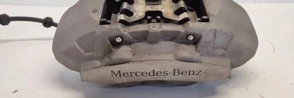 Mercedes-Benz GLC C253 Front brake caliper A0004210000