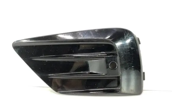 Volvo XC60 Front bumper lower grill 31449128