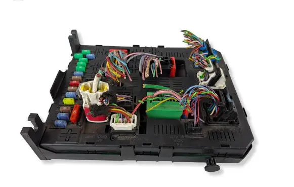 Citroen C3 Fuse module 281164872 281197595