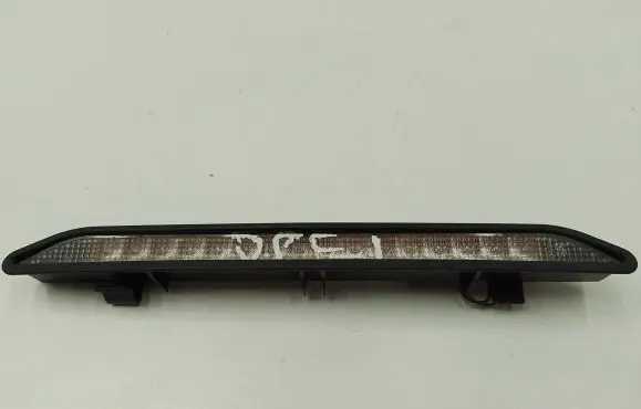 Opel Zafira A Third/center stoplight 90582025